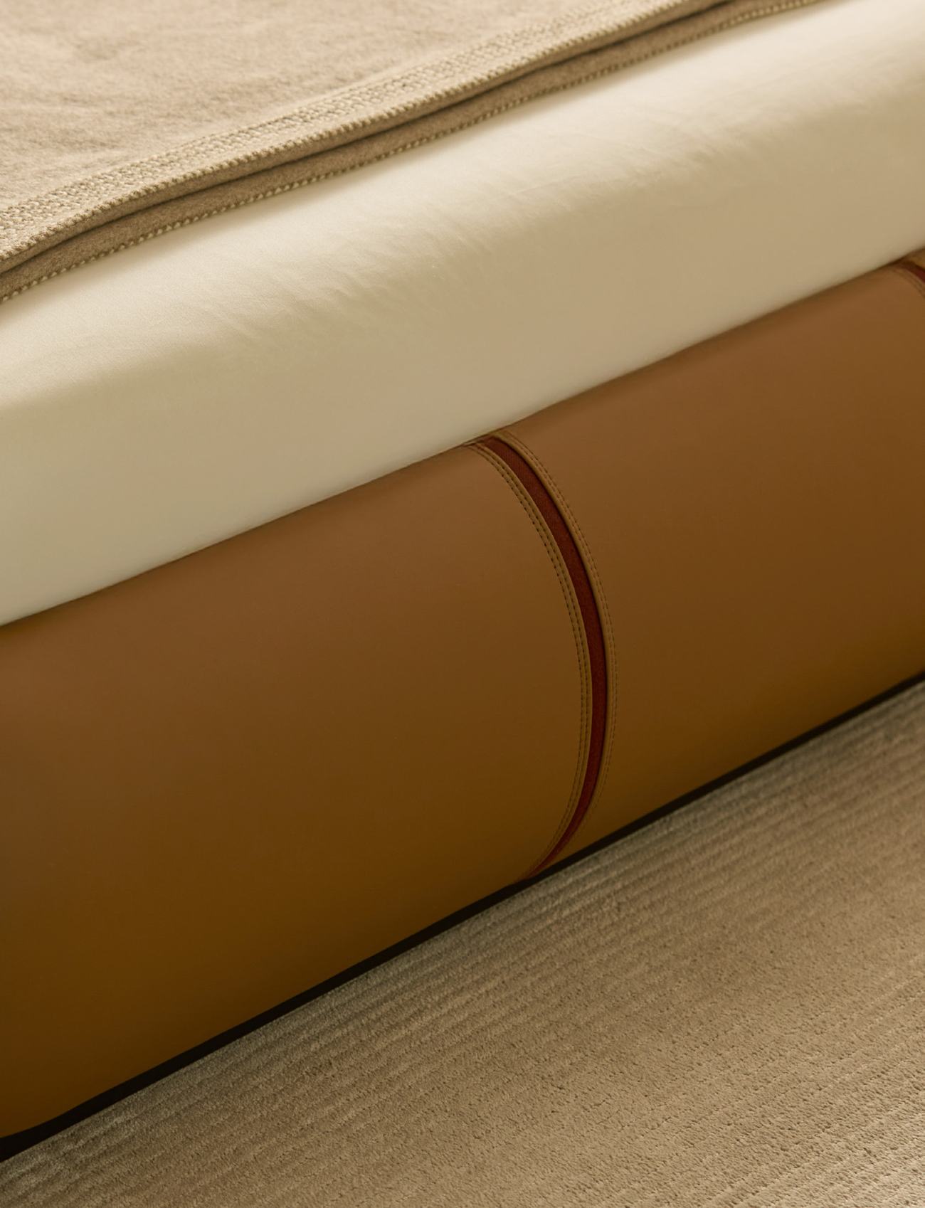 Barcarolla Bed — view 3